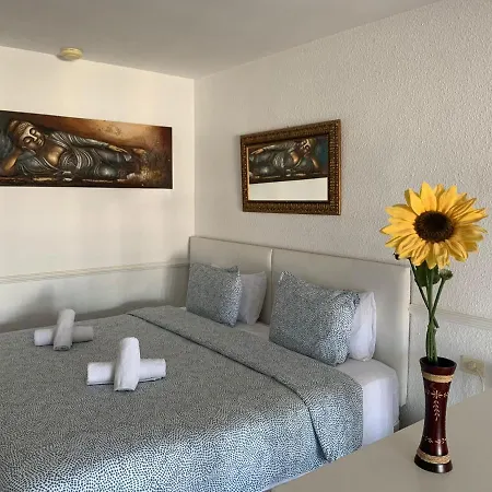 Porto Royale Los Cristianos (Tenerife)